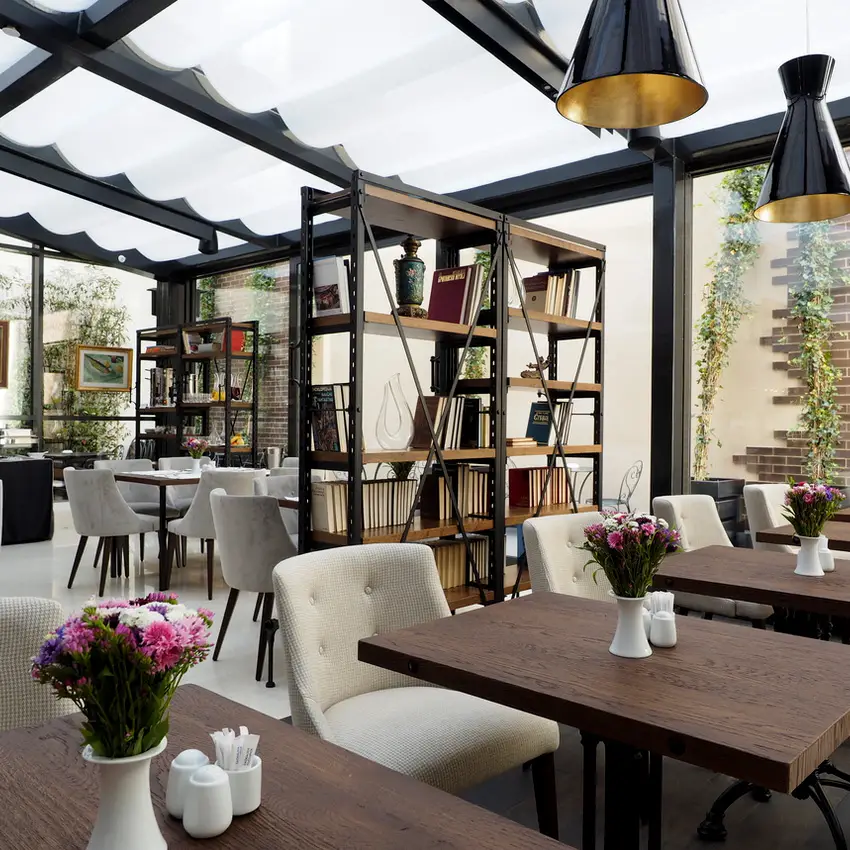 Envoy hotel